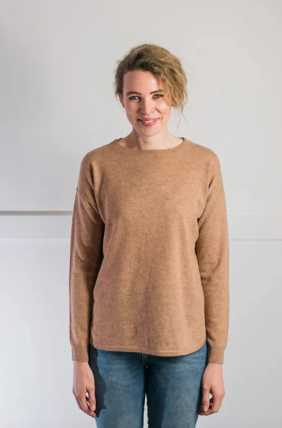 CINNAMON SWING JUMPER WITH BROWN PATCHES s