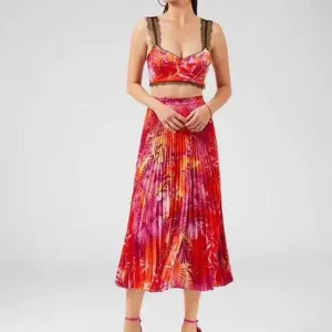 Holiday Style Halter Vest   Printed High-waisted Pleated Skirt