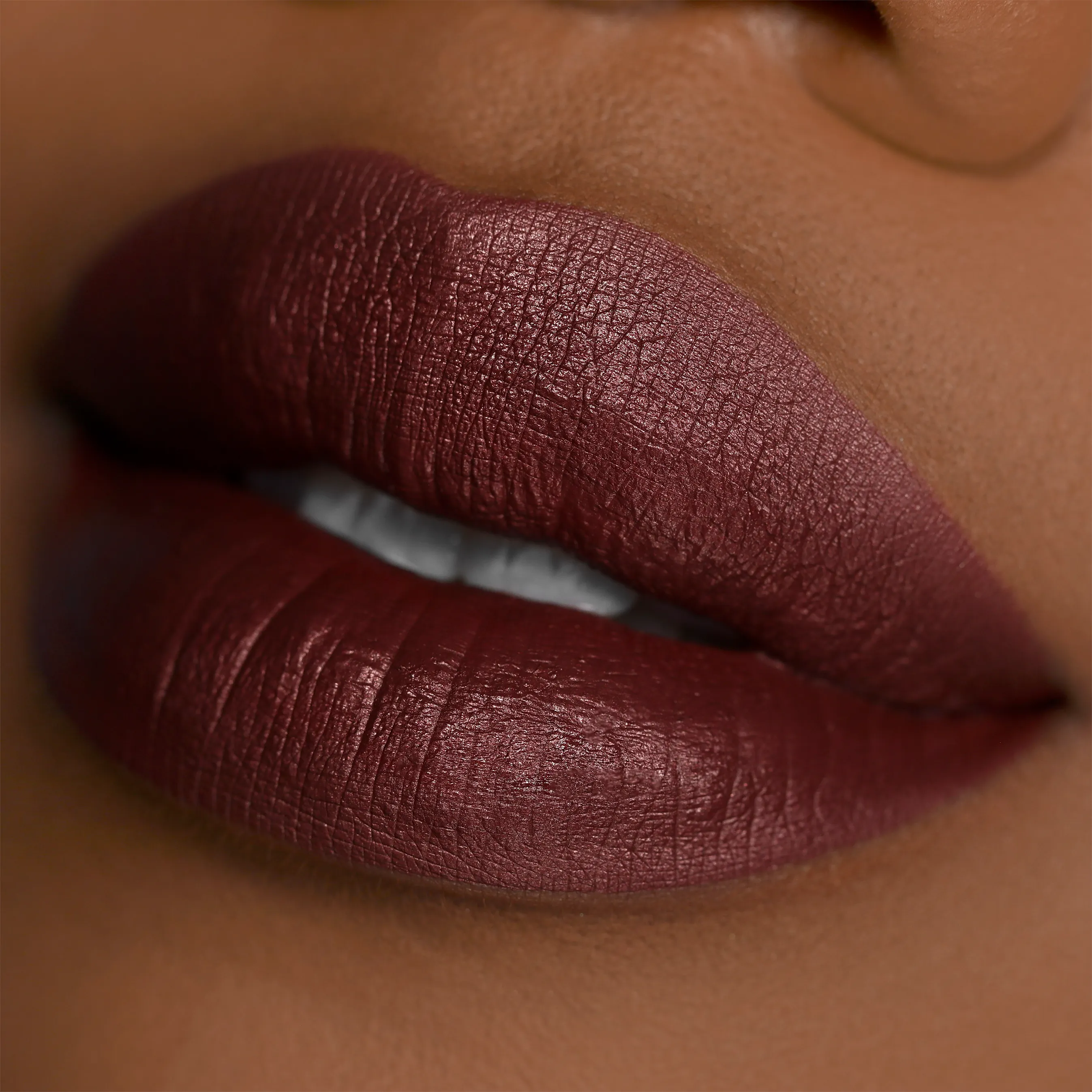 Long Lasting Liquid Lipstick - Honolulu