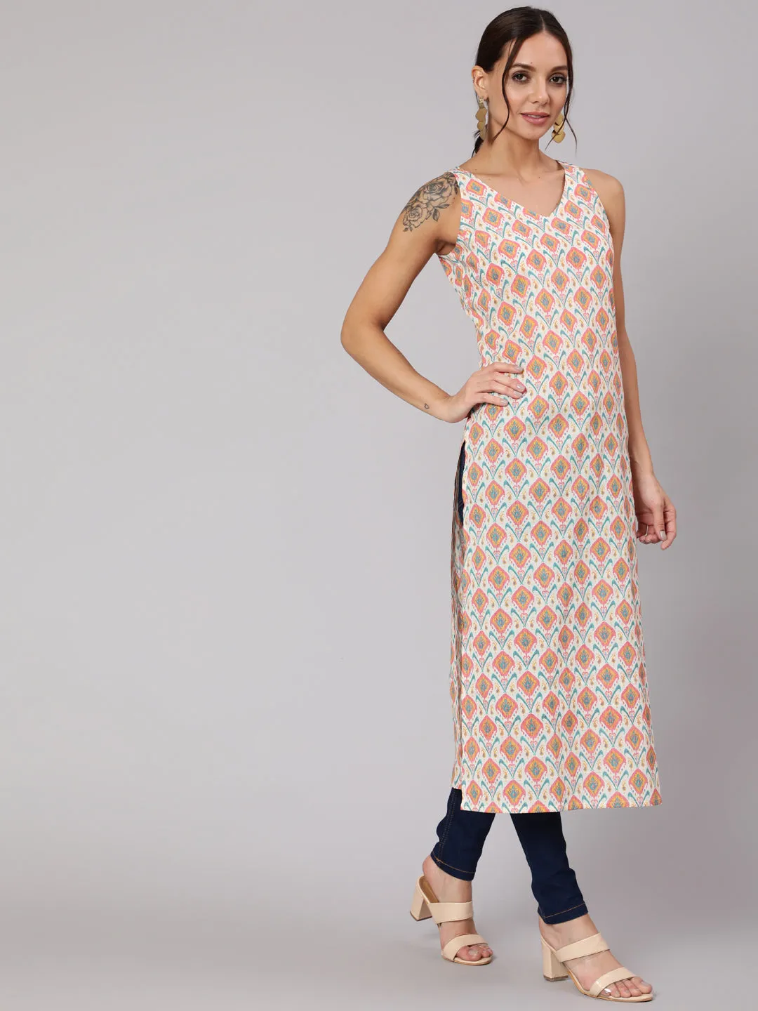 Women Multi Geometric Printed Straight Sleeveless Kurta With V-Neck